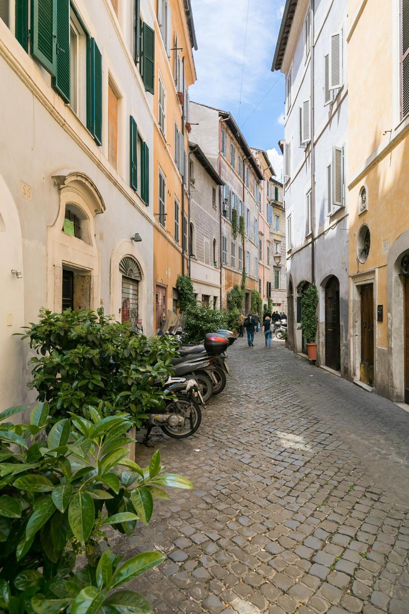 Apartmán R.C. Cappellari Charming Campo De Fiori Řím Exteriér fotografie