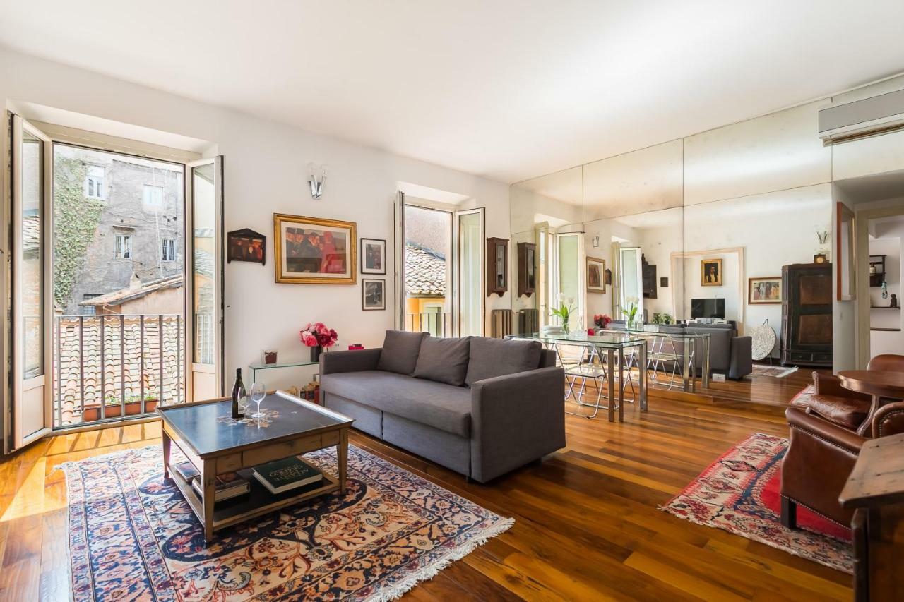 Apartmán R.C. Cappellari Charming Campo De Fiori Řím Exteriér fotografie