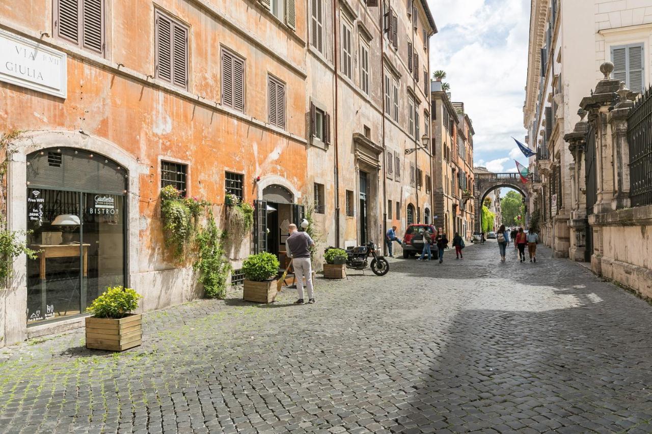 Apartmán R.C. Cappellari Charming Campo De Fiori Řím Exteriér fotografie